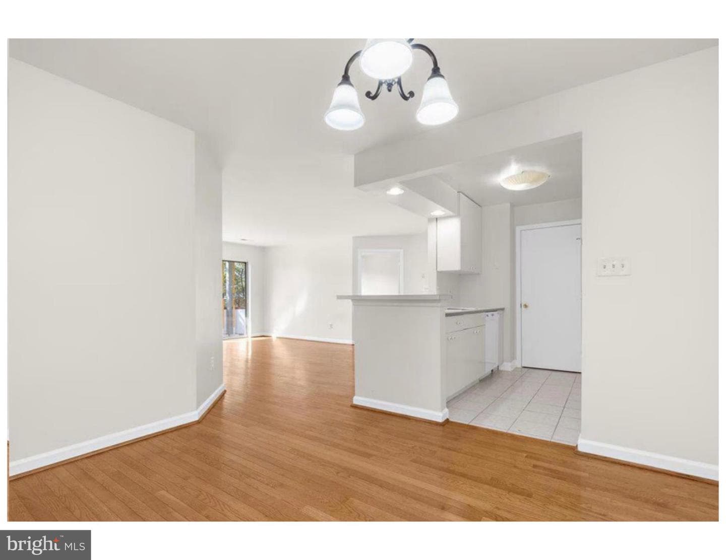 3323 Sir Thomas Drive #3-A-32 photo 9