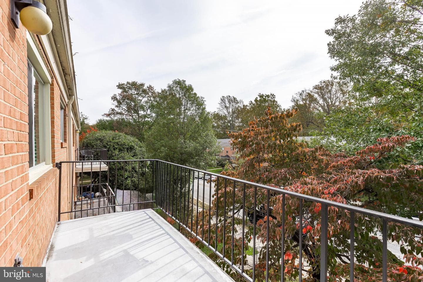 10650 Weymouth Street #201 photo 28