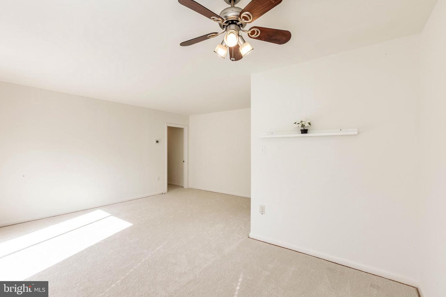 10650 Weymouth Street #201 photo 32