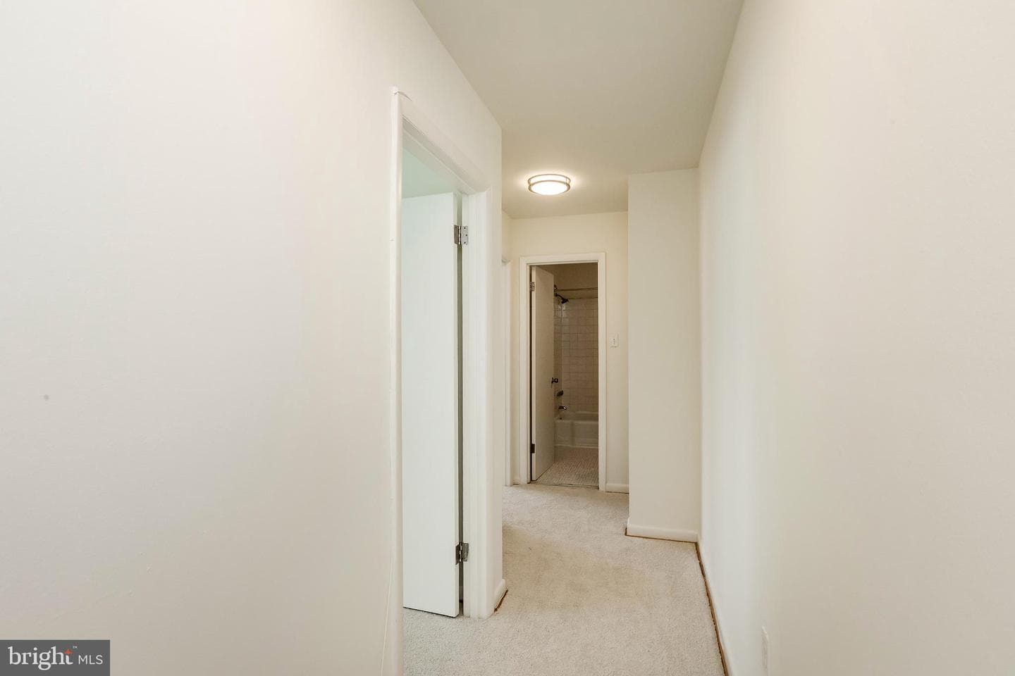 10650 Weymouth Street #201 photo 33