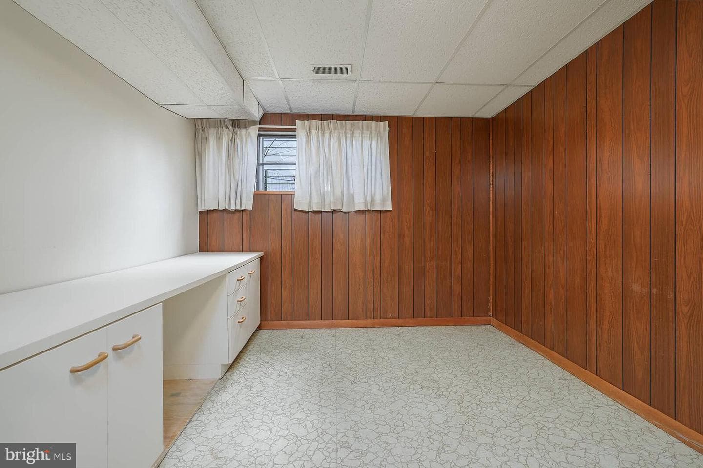 9403 Avenel Road photo 26
