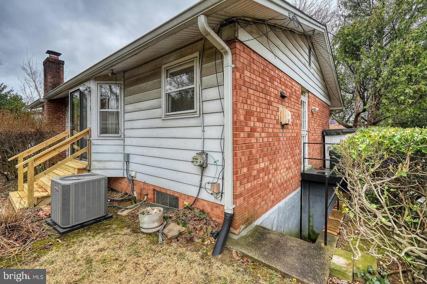 9403 Avenel Road photo 31