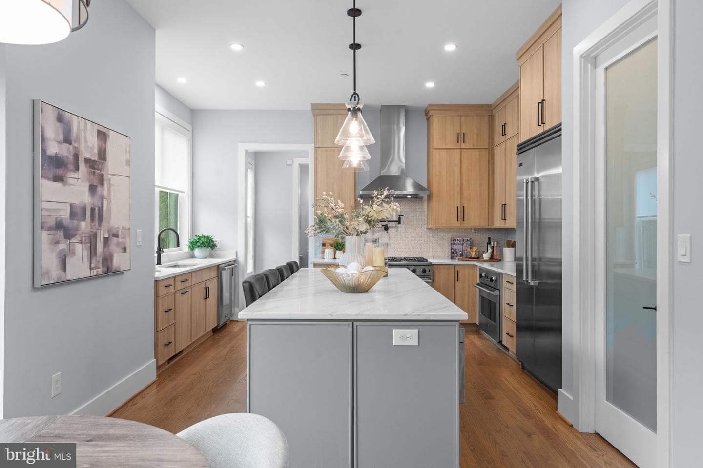 8104 Woodhaven Boulevard photo 31