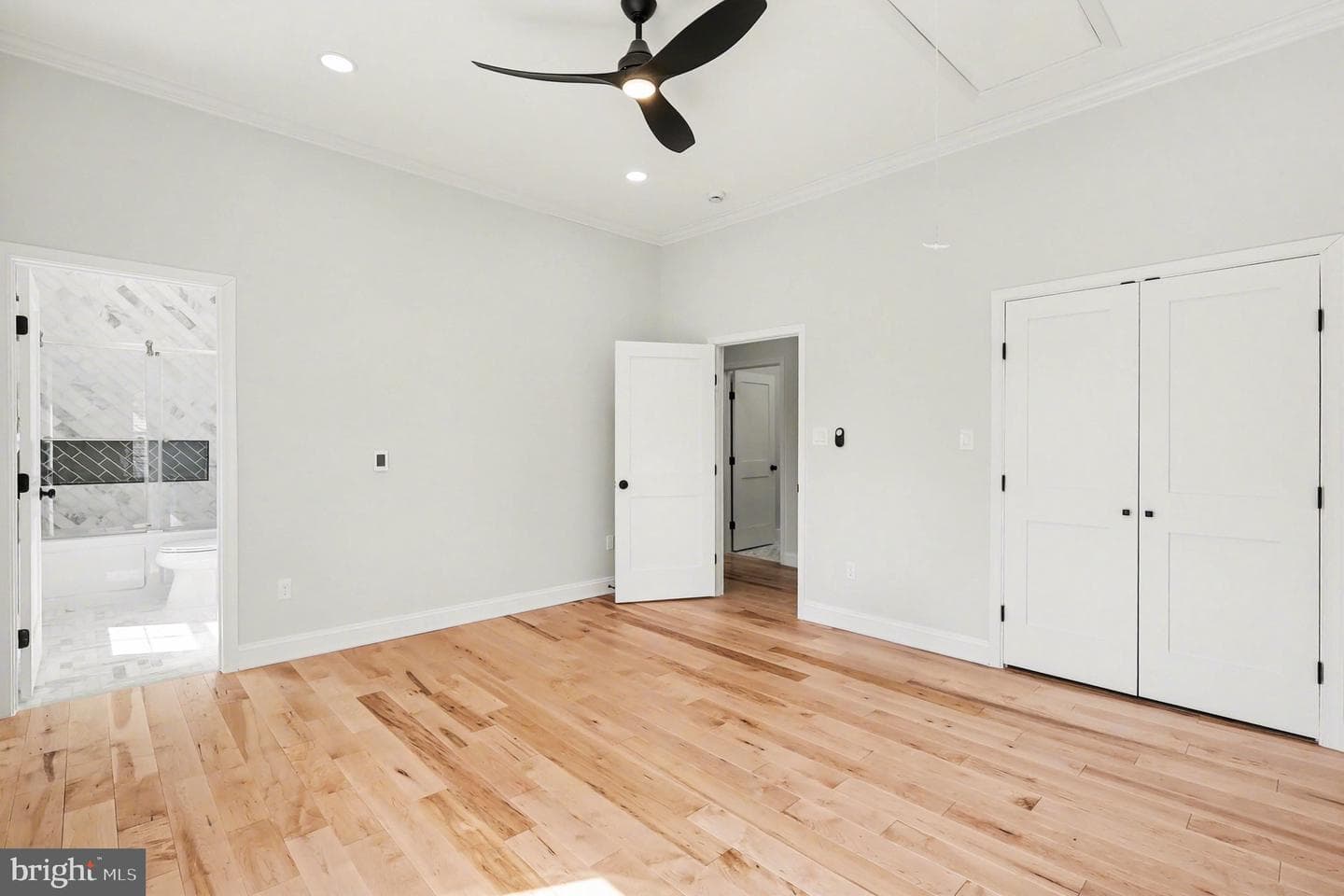 9414 Wadsworth Drive photo 25