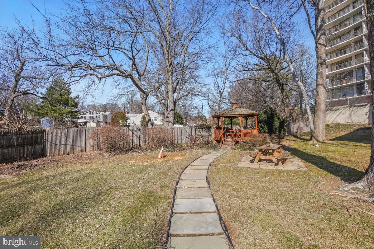 3355 University Boulevard W #206 photo 19