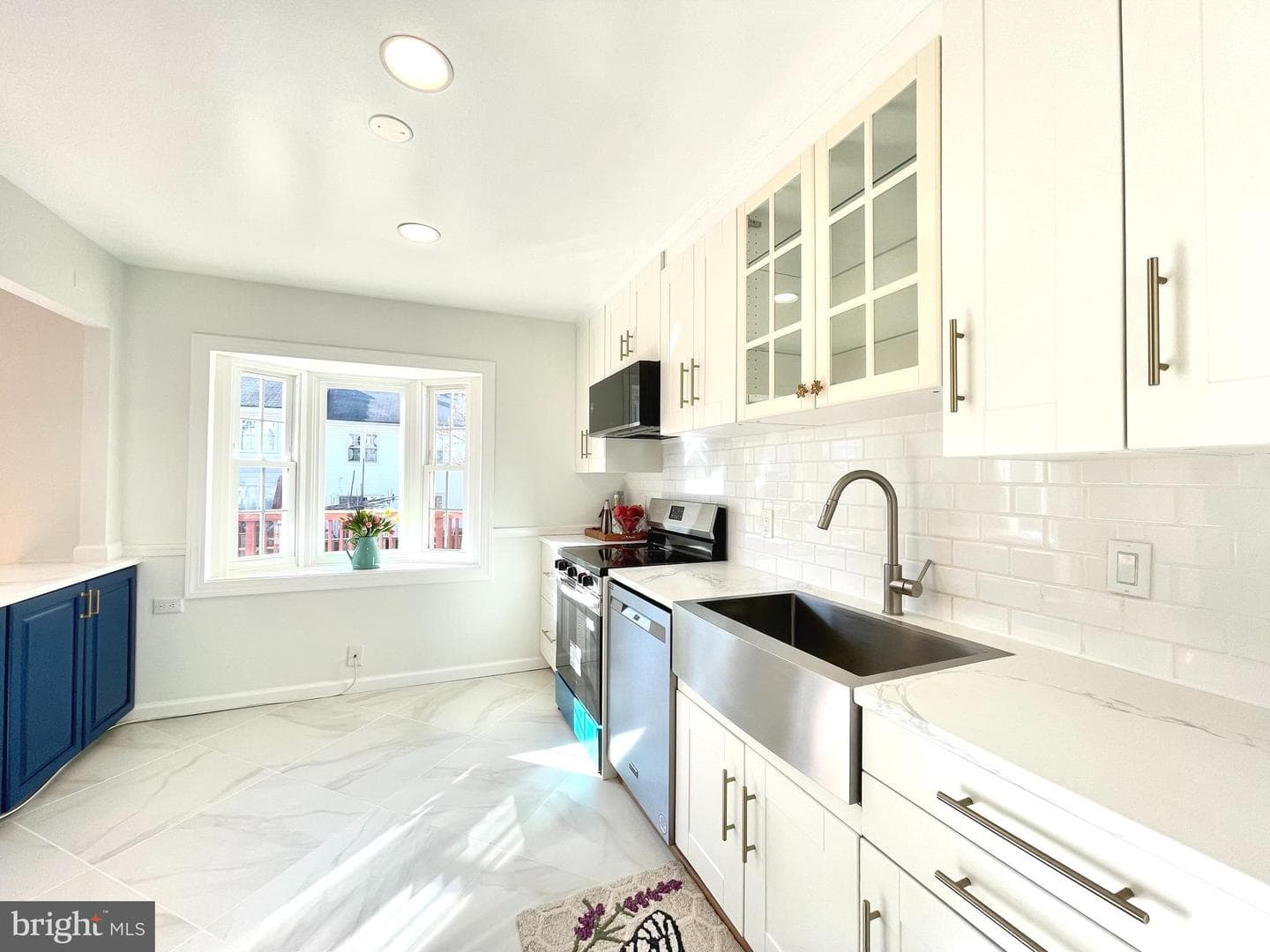 27 Chantilly Court photo 15