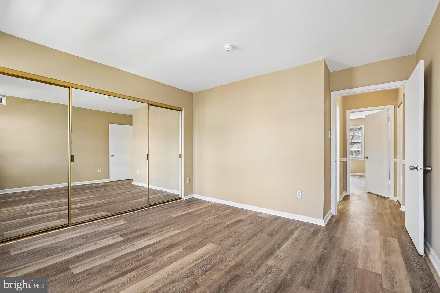 796 Quince Orchard Boulevard #201 photo 18