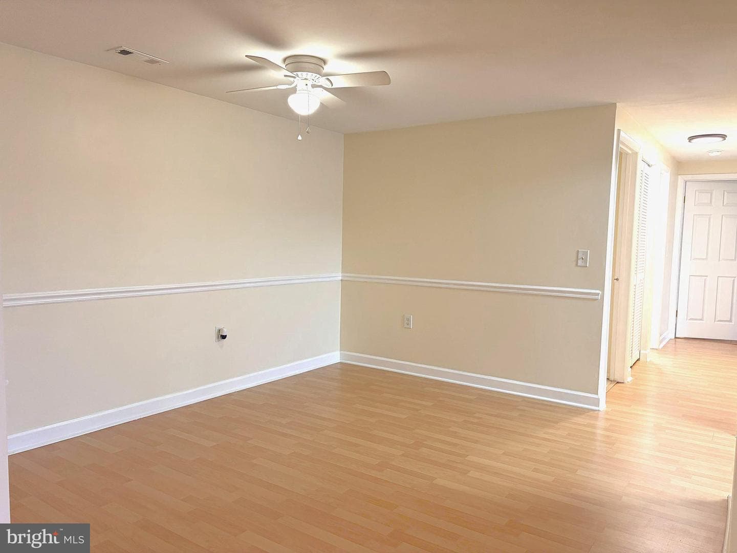 18120 Chalet Drive #11-204 photo 4