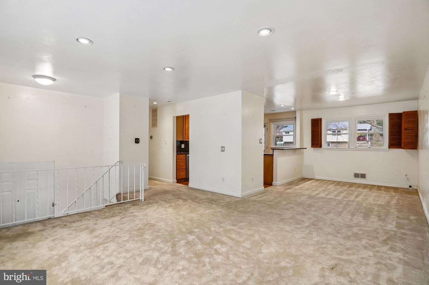 808 Johnson Avenue photo 5