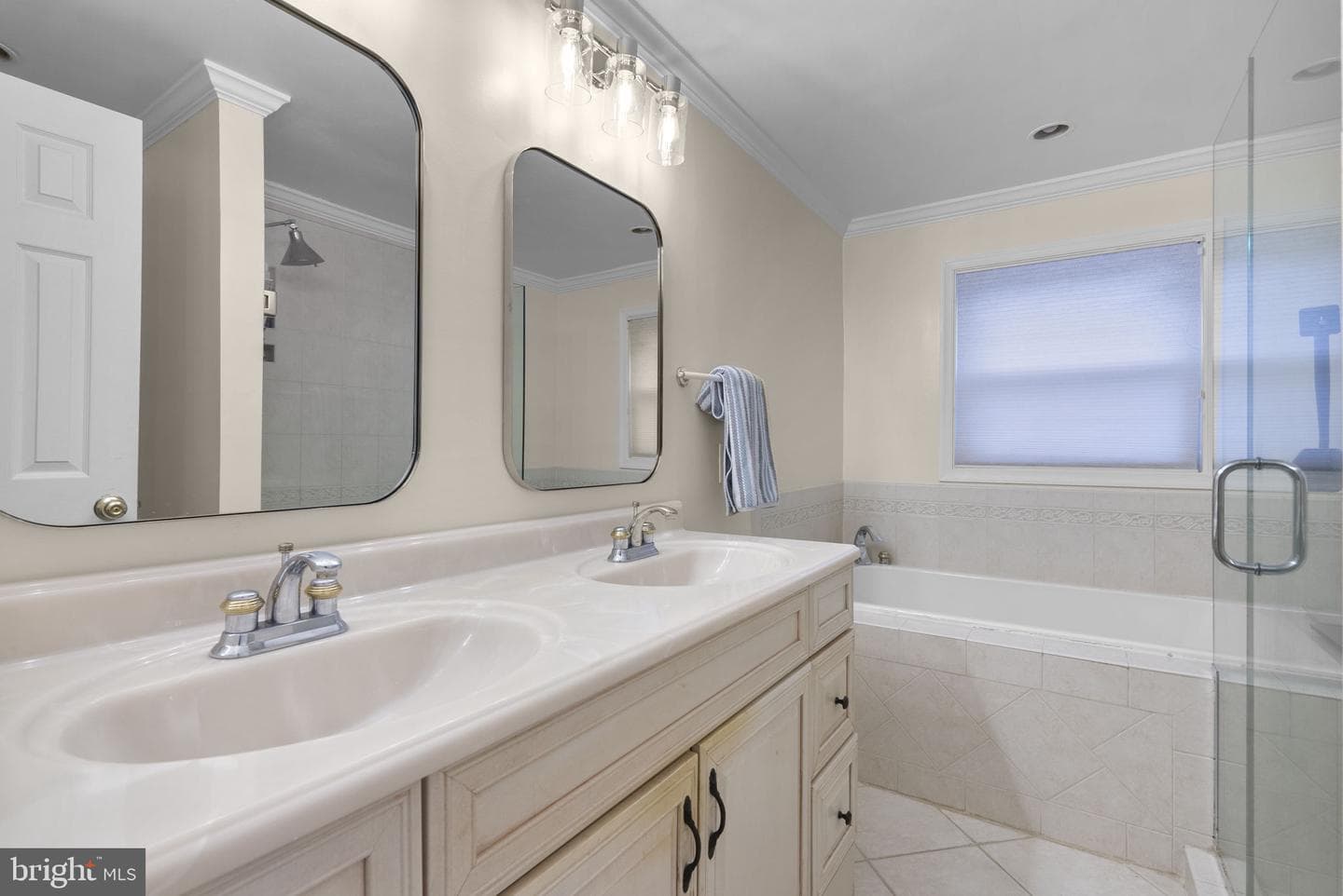 17235 Sandy Knoll Drive photo 34