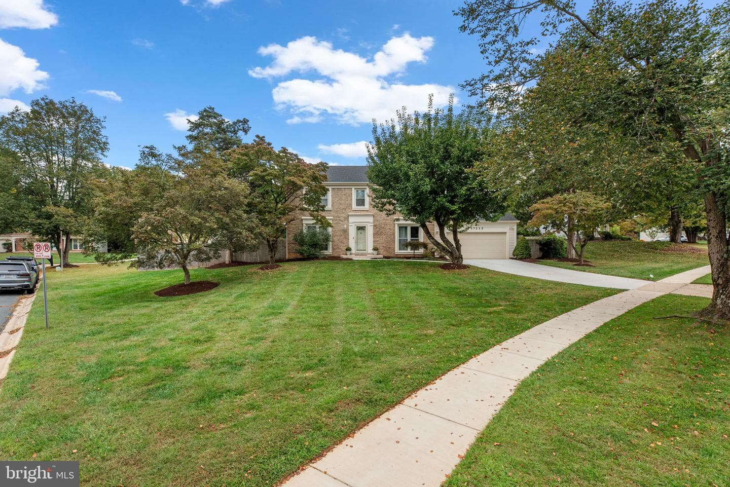 17235 Sandy Knoll Drive photo 4