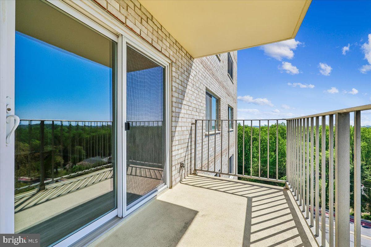 1111 University Boulevard W #1106-A photo 21