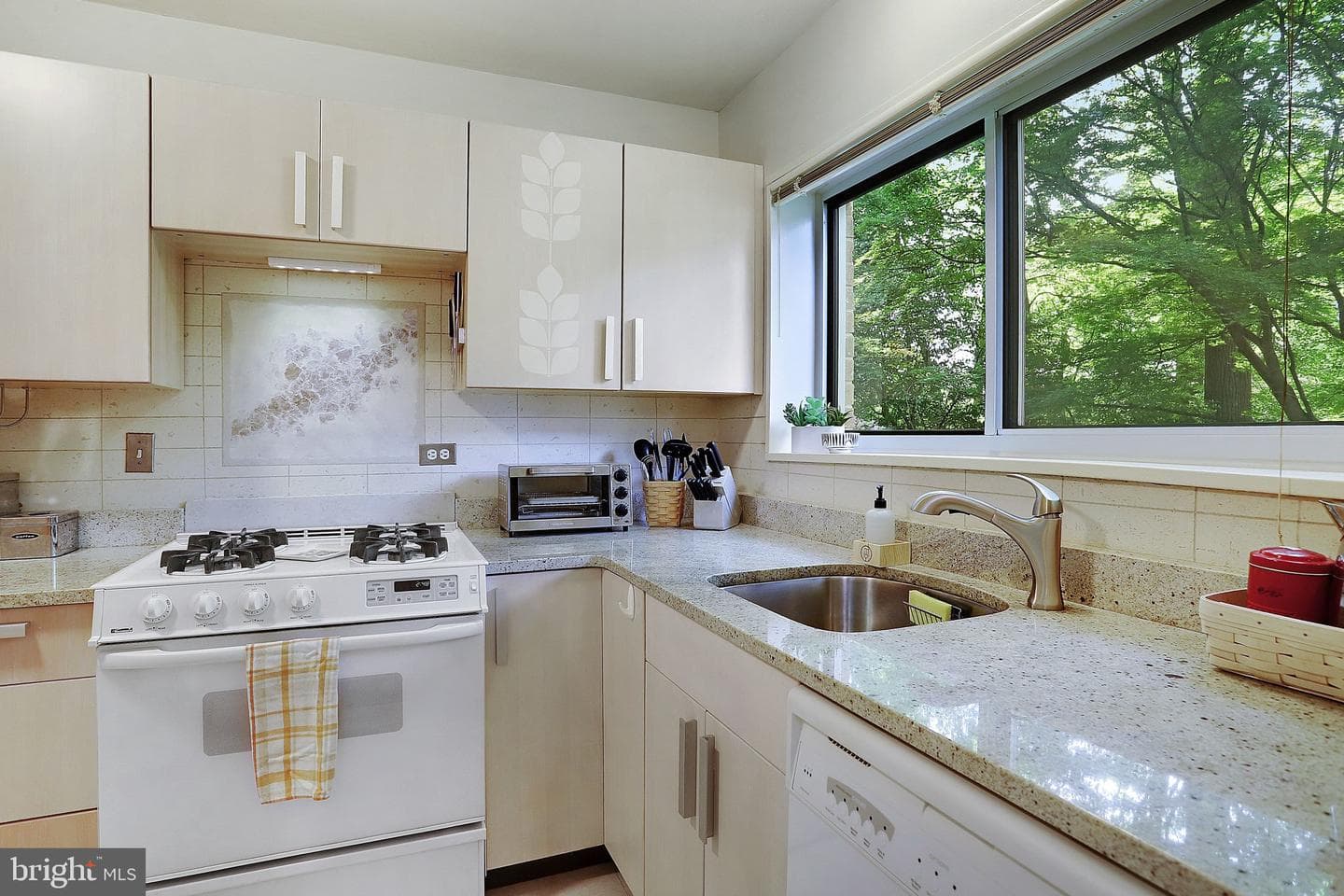 10607 Montrose Avenue #m-3 photo 12