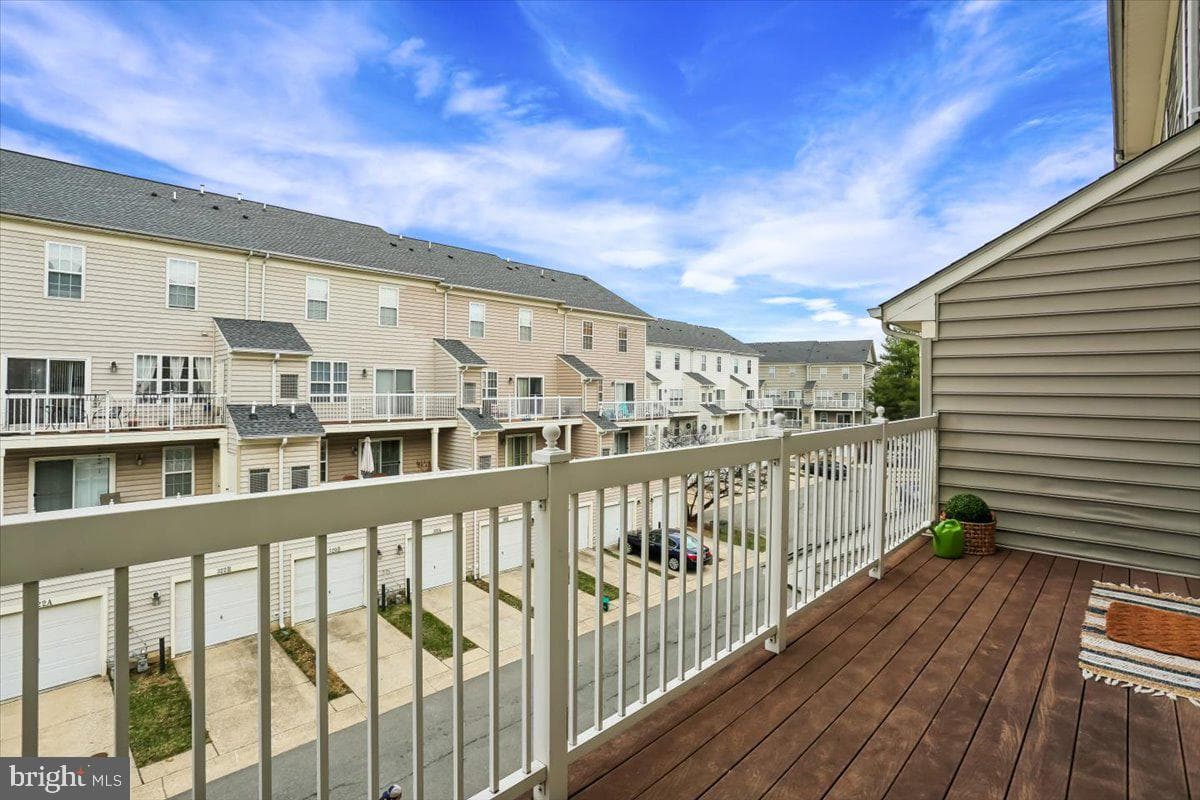 723 Main Street #723-B photo 16