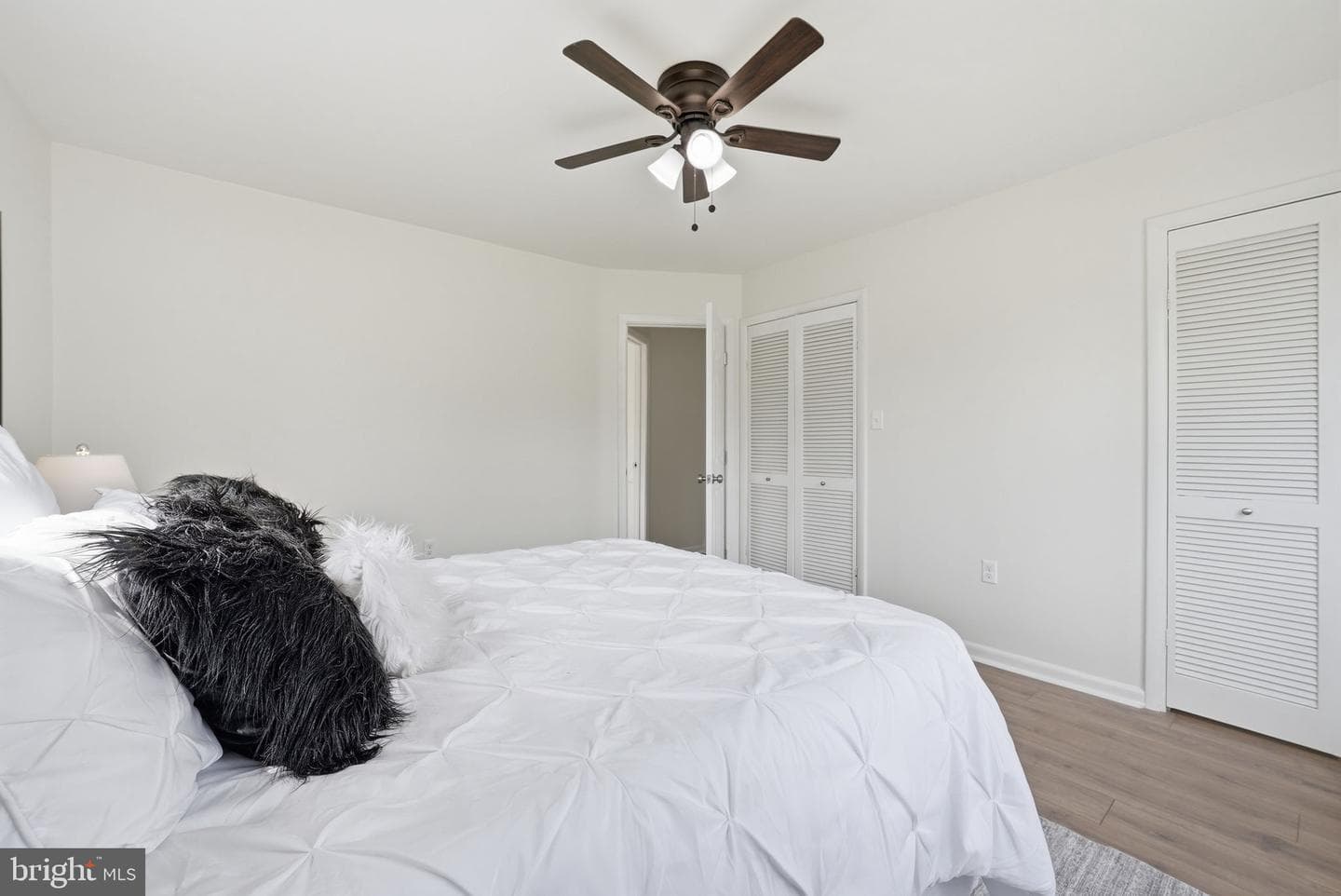 12304 Livingston Street photo 13