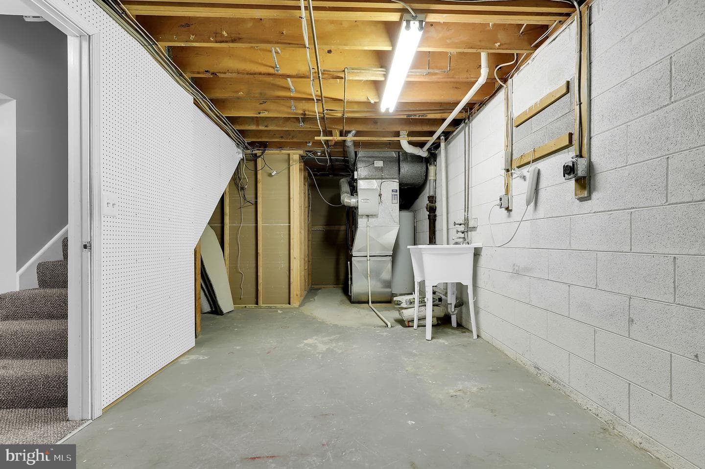 19103 Capehart Drive photo 33