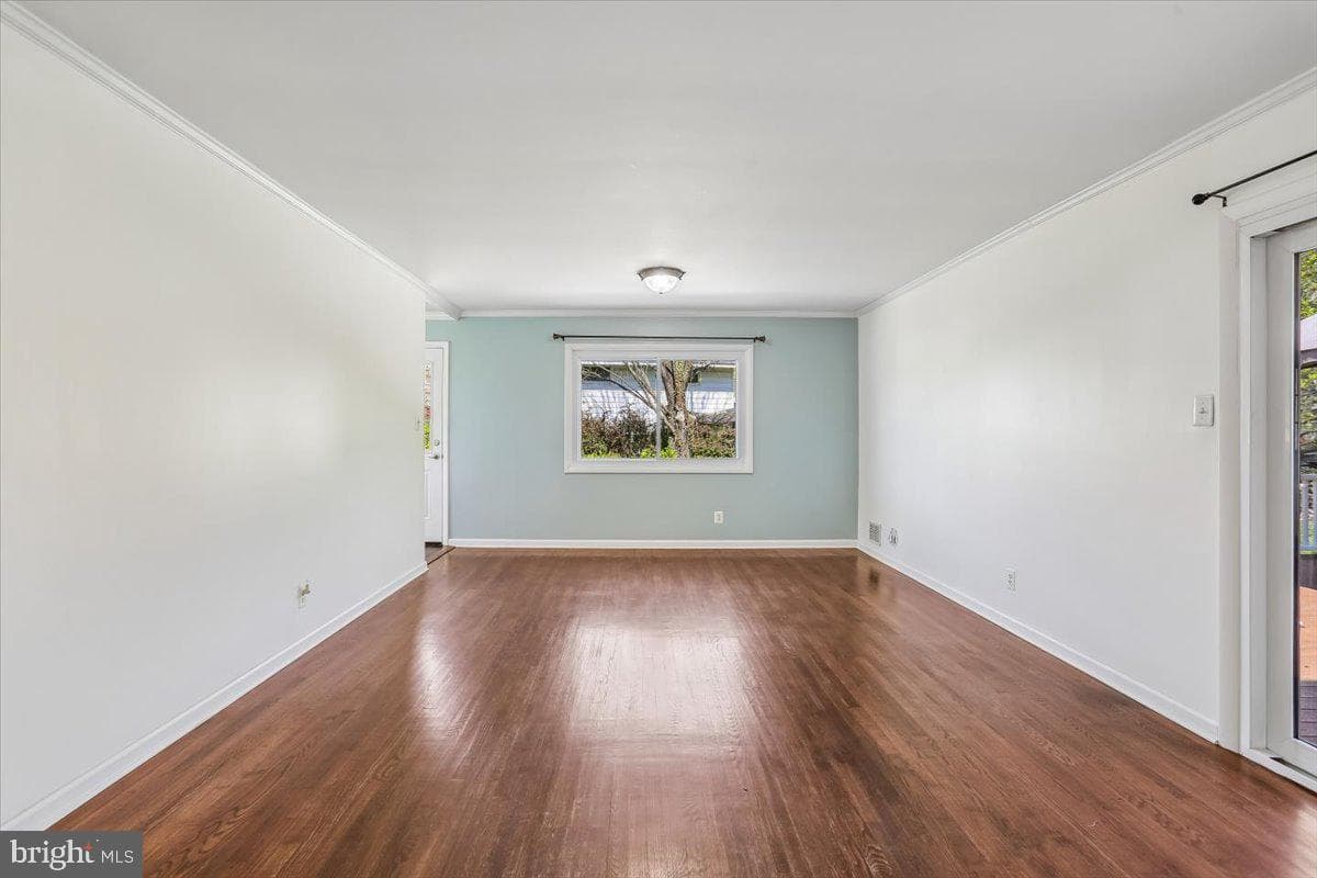 4423 Renn Street photo 12
