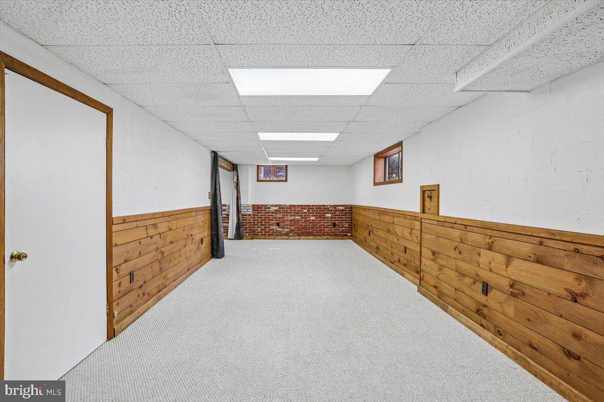 4423 Renn Street photo 55