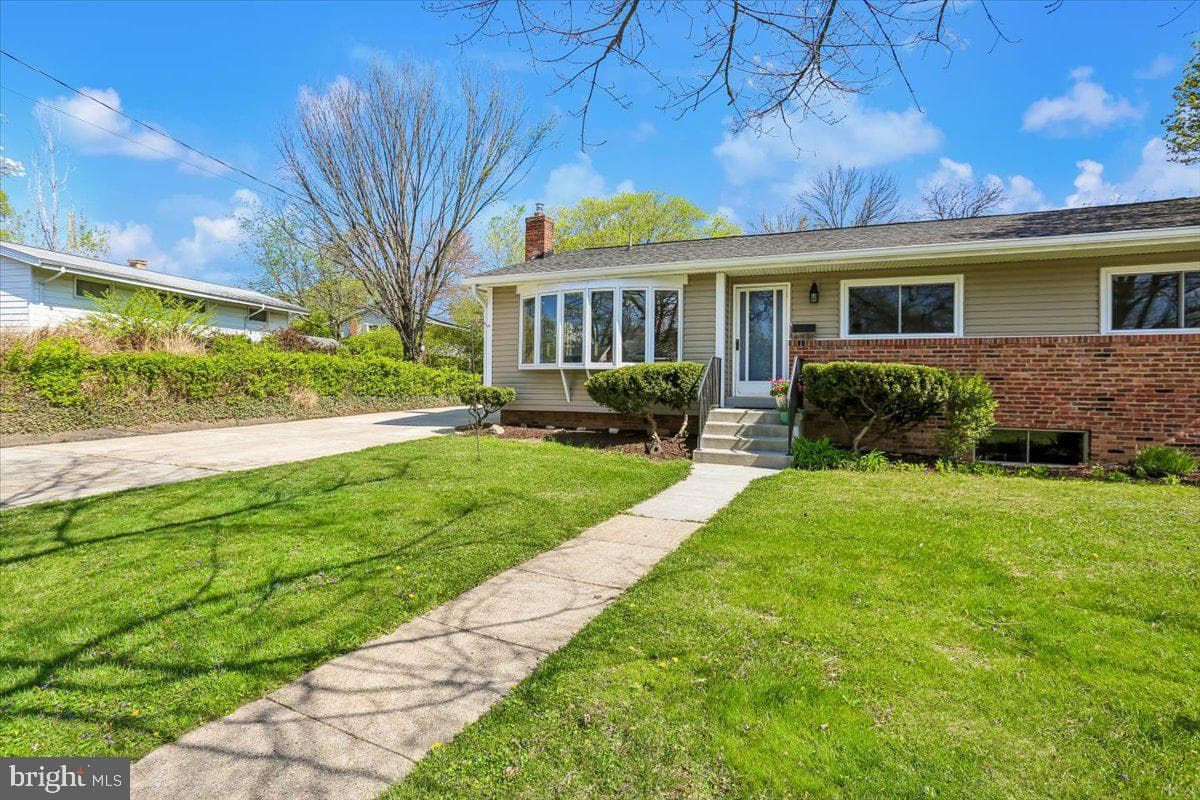 4423 Renn Street photo 89