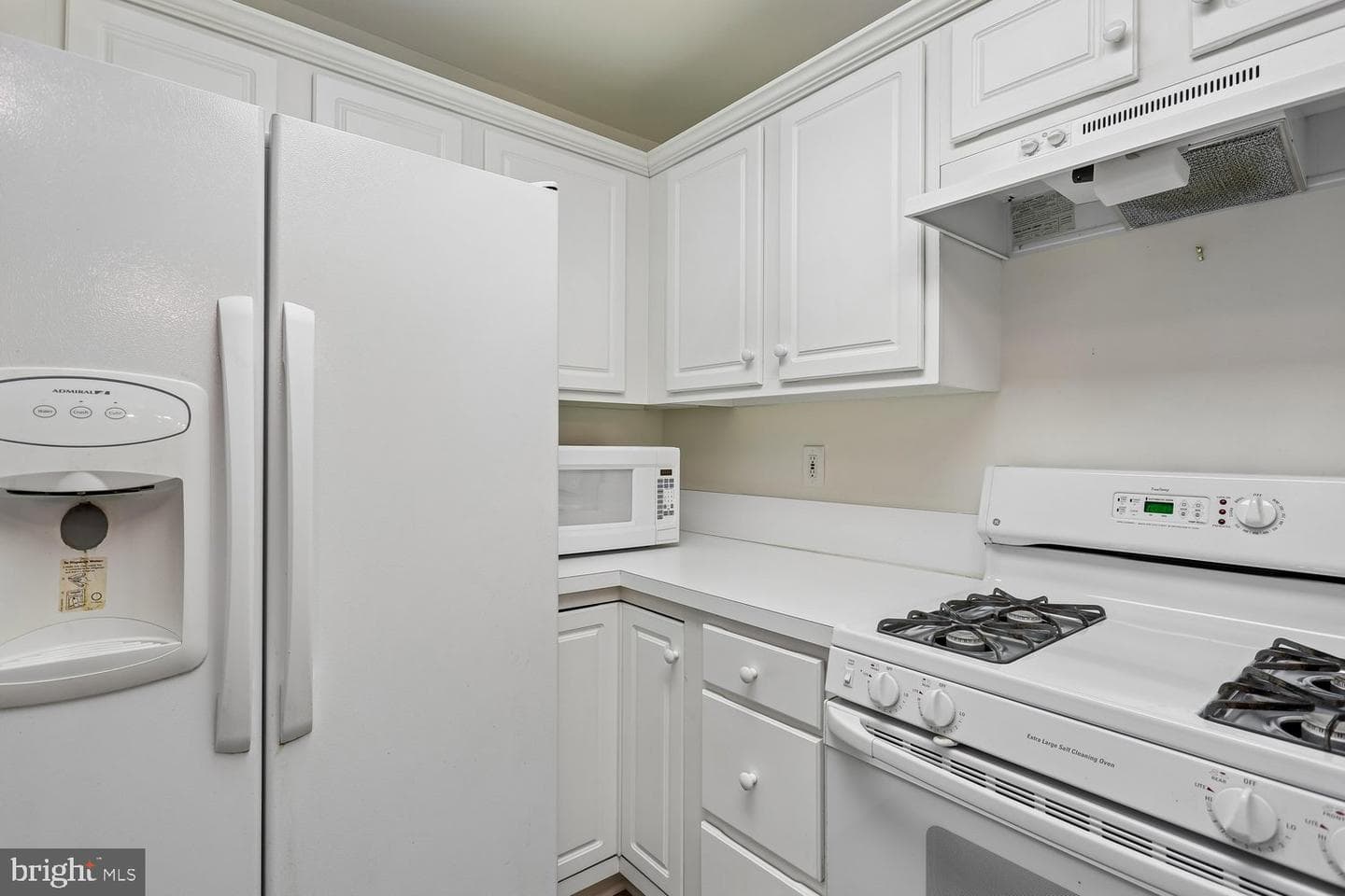 18715 Sparkling Water Drive #9-202 photo 28