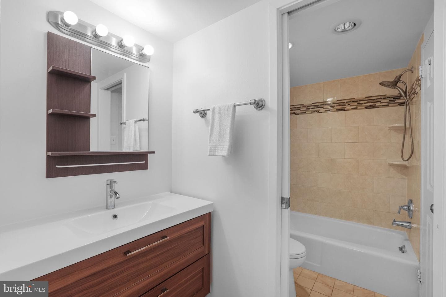 5500 Friendship Boulevard #1128n photo 21