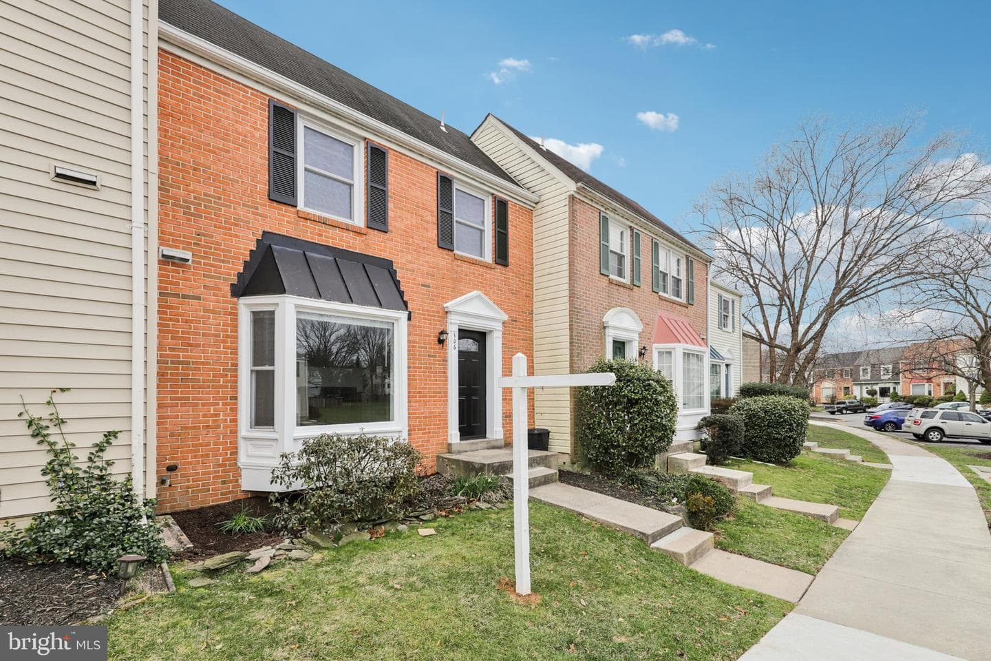 106 Lamont Lane photo 2