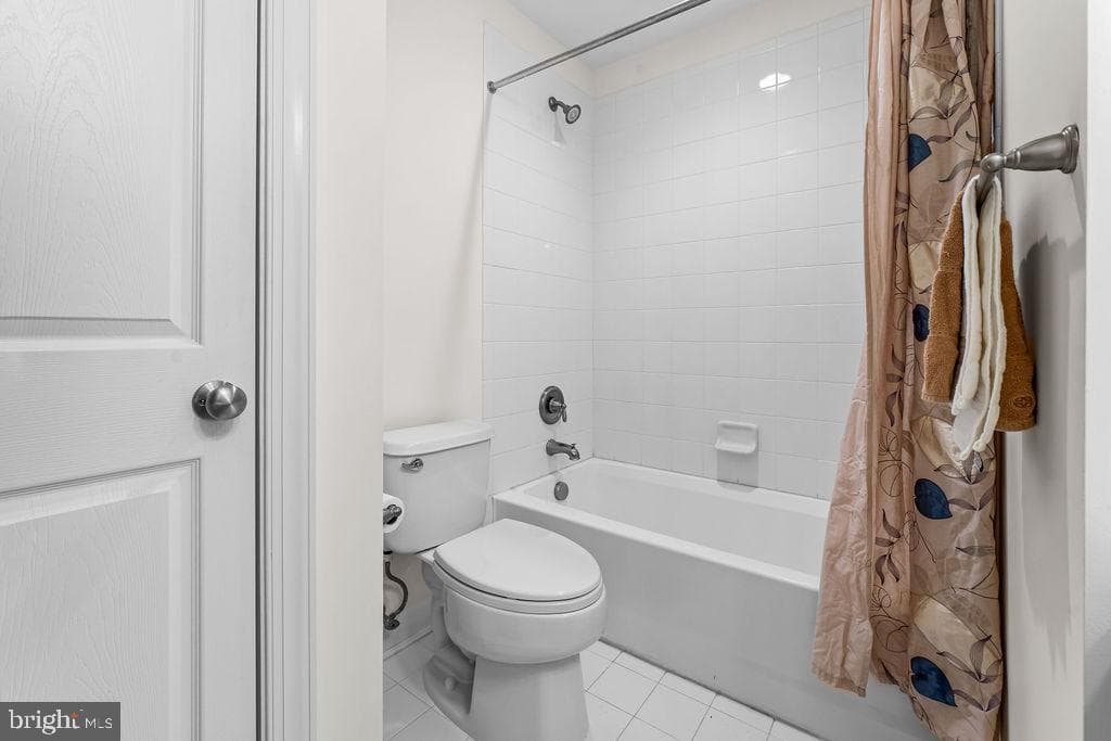 1627 Whitehall Drive photo 22