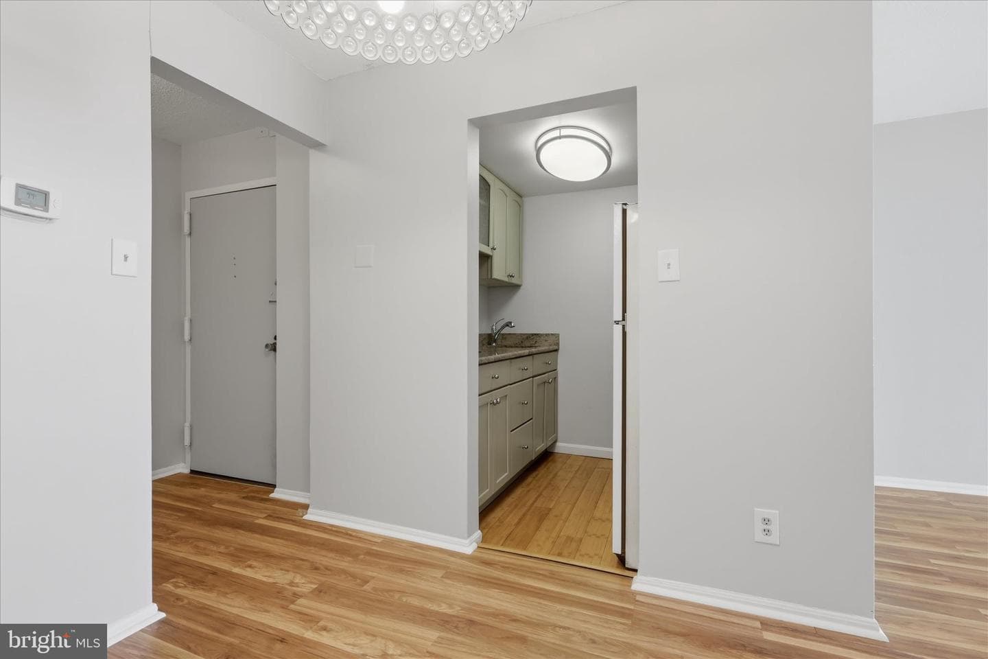 4 Monroe Street #4-511 photo 6