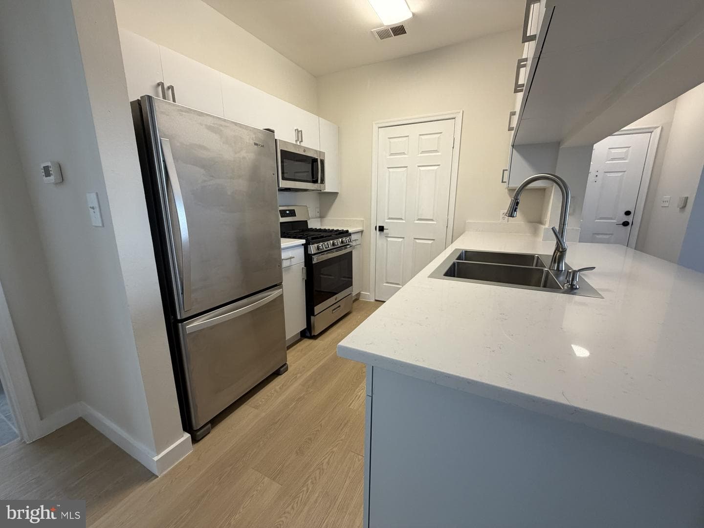 13504 Derry Glen Court #201 photo 8