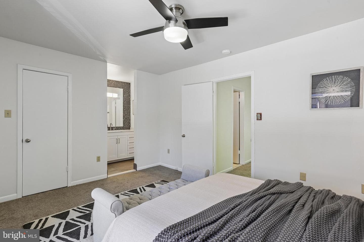 9211 Three Oaks Drive photo 26