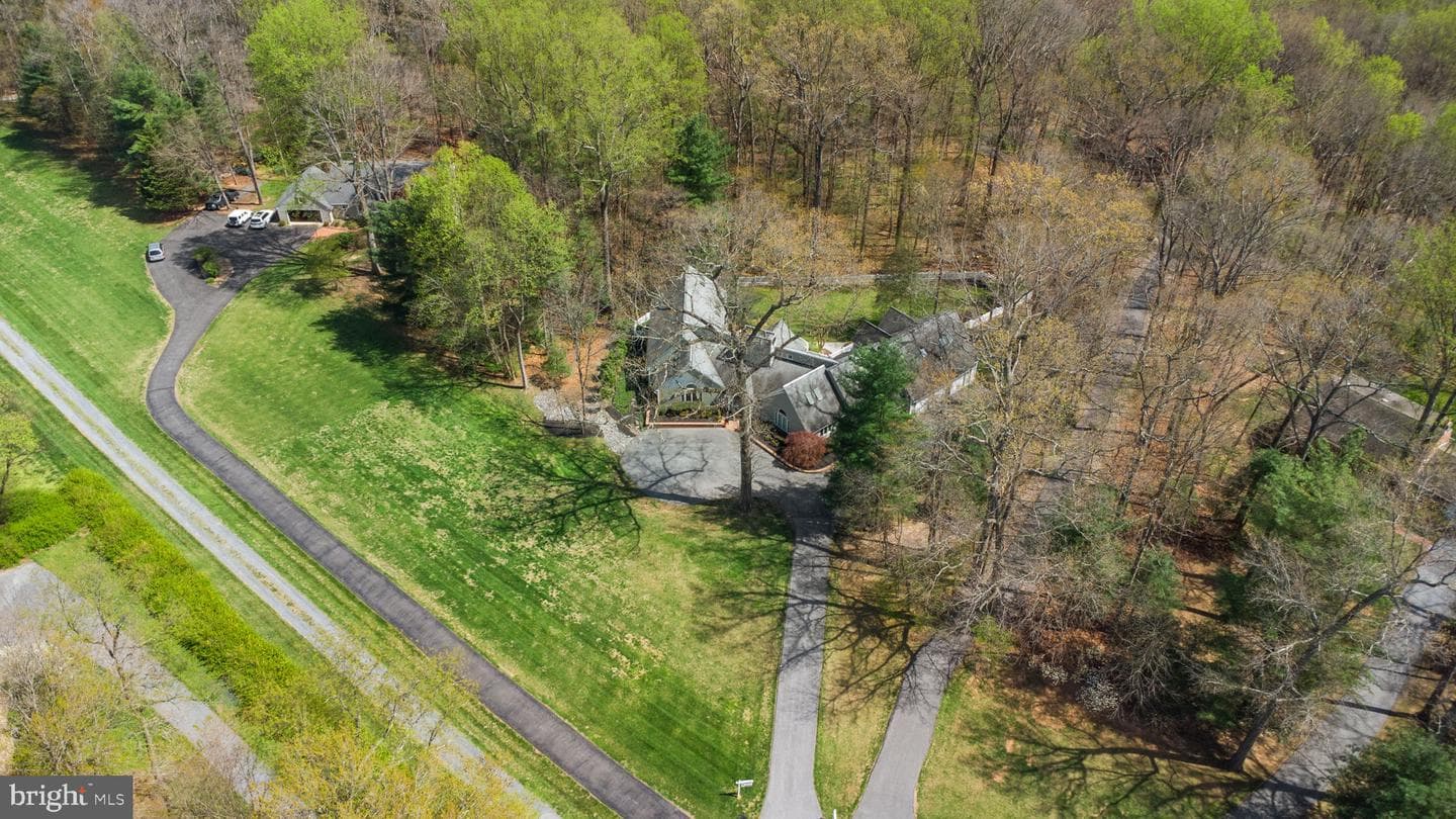 18 Pinebark Court photo 64