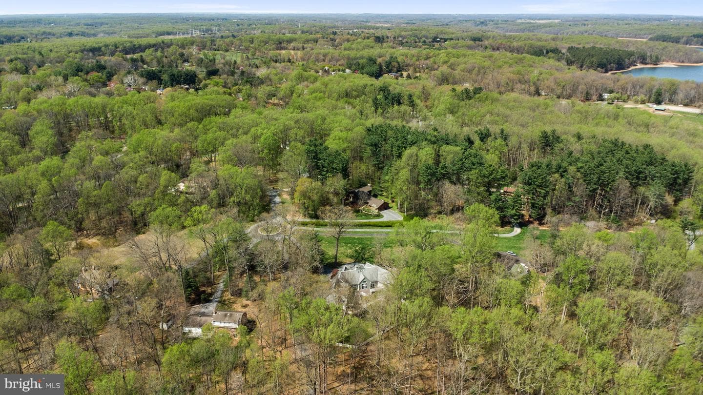 18 Pinebark Court photo 68