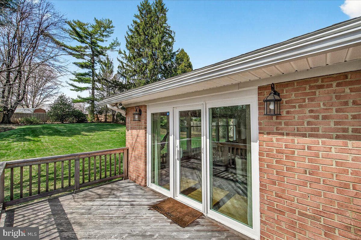 15016 Timberlake Drive photo 23