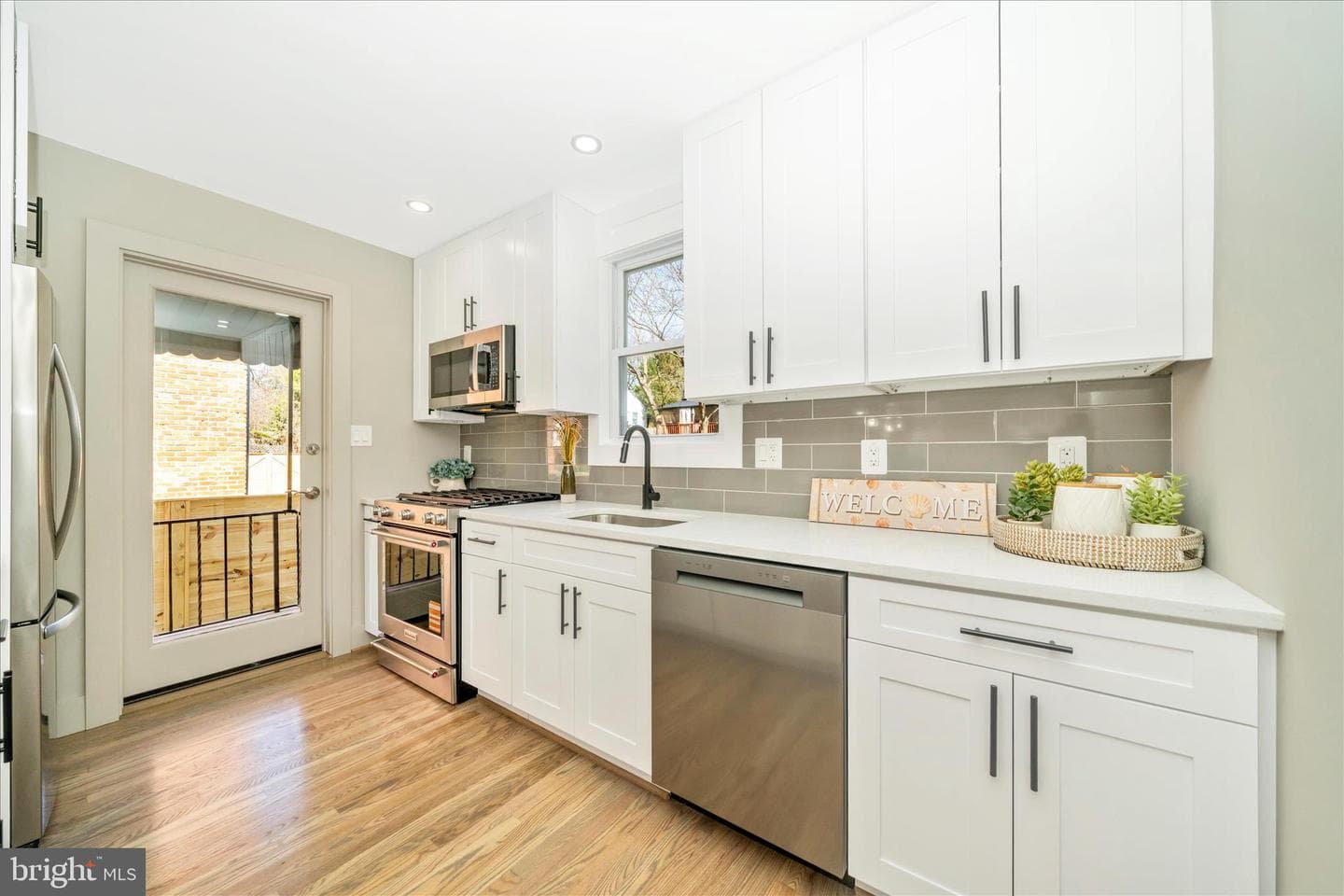 10405 Inwood Avenue photo 12