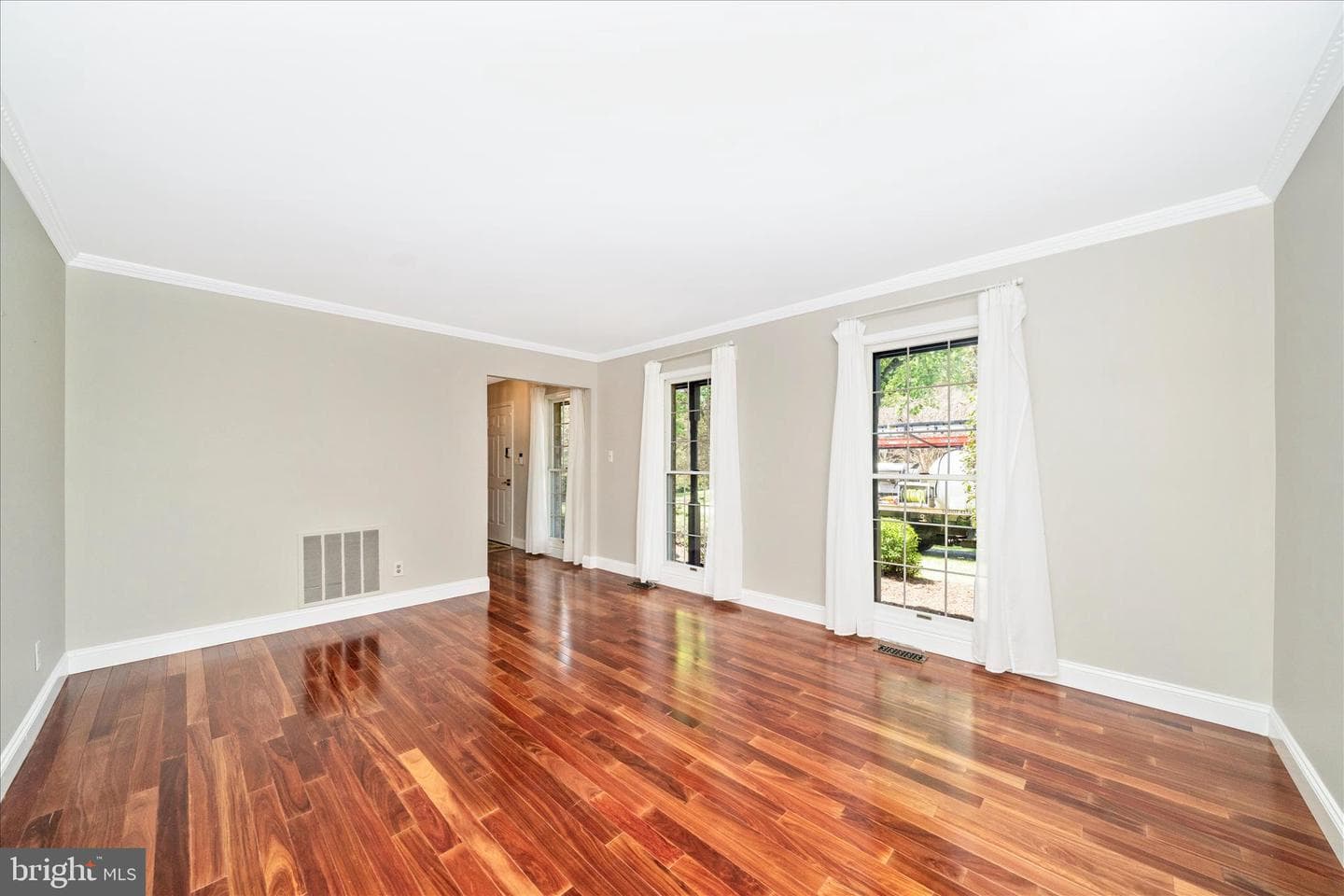 15623 Sycamore Lane photo 10
