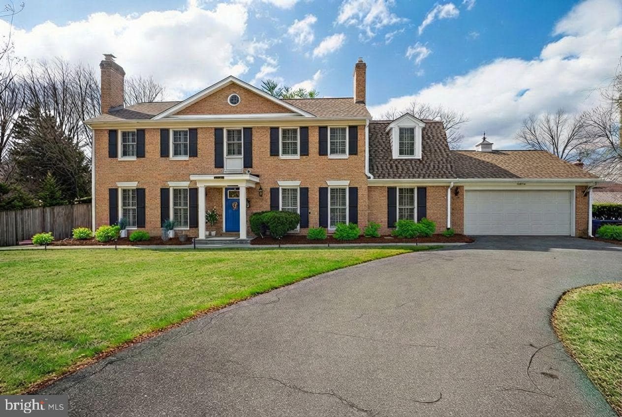 14900 Westbury Road photo 1