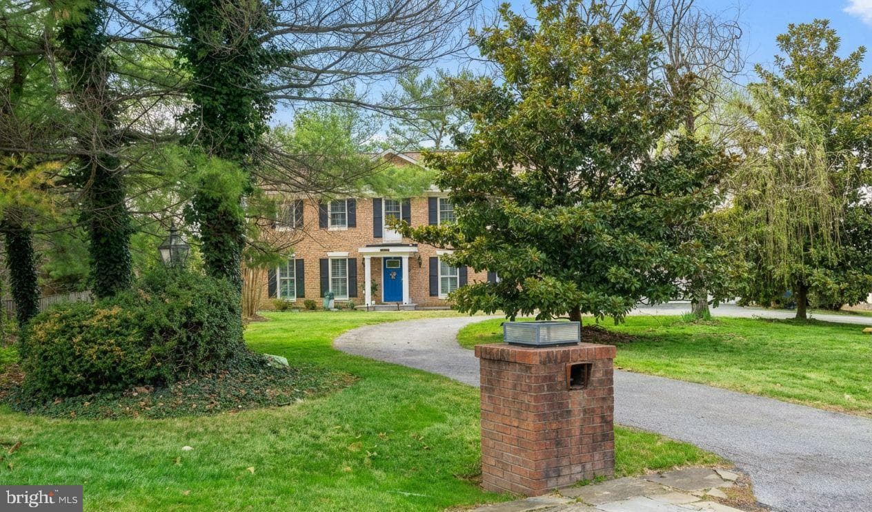 14900 Westbury Road photo 5