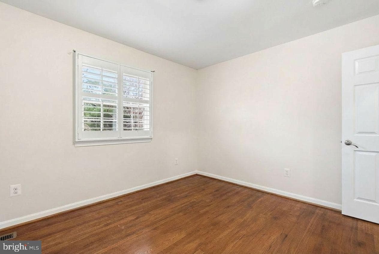 14900 Westbury Road photo 62