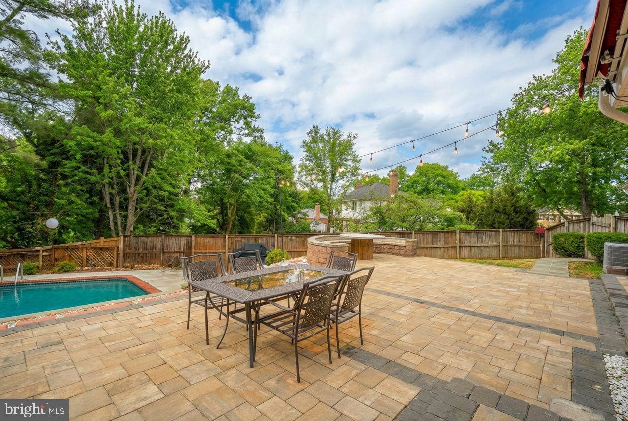 14900 Westbury Road photo 95