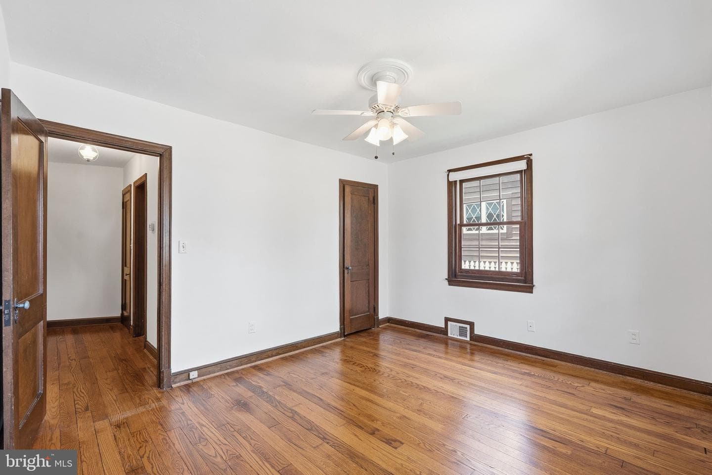 9504 Riley Road photo 15
