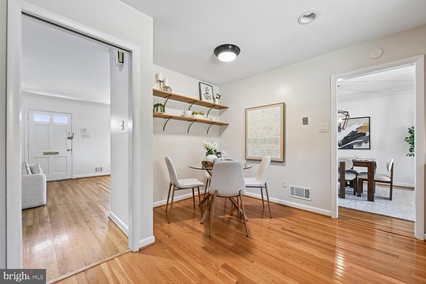 10706 Stoneyhill Drive photo 14