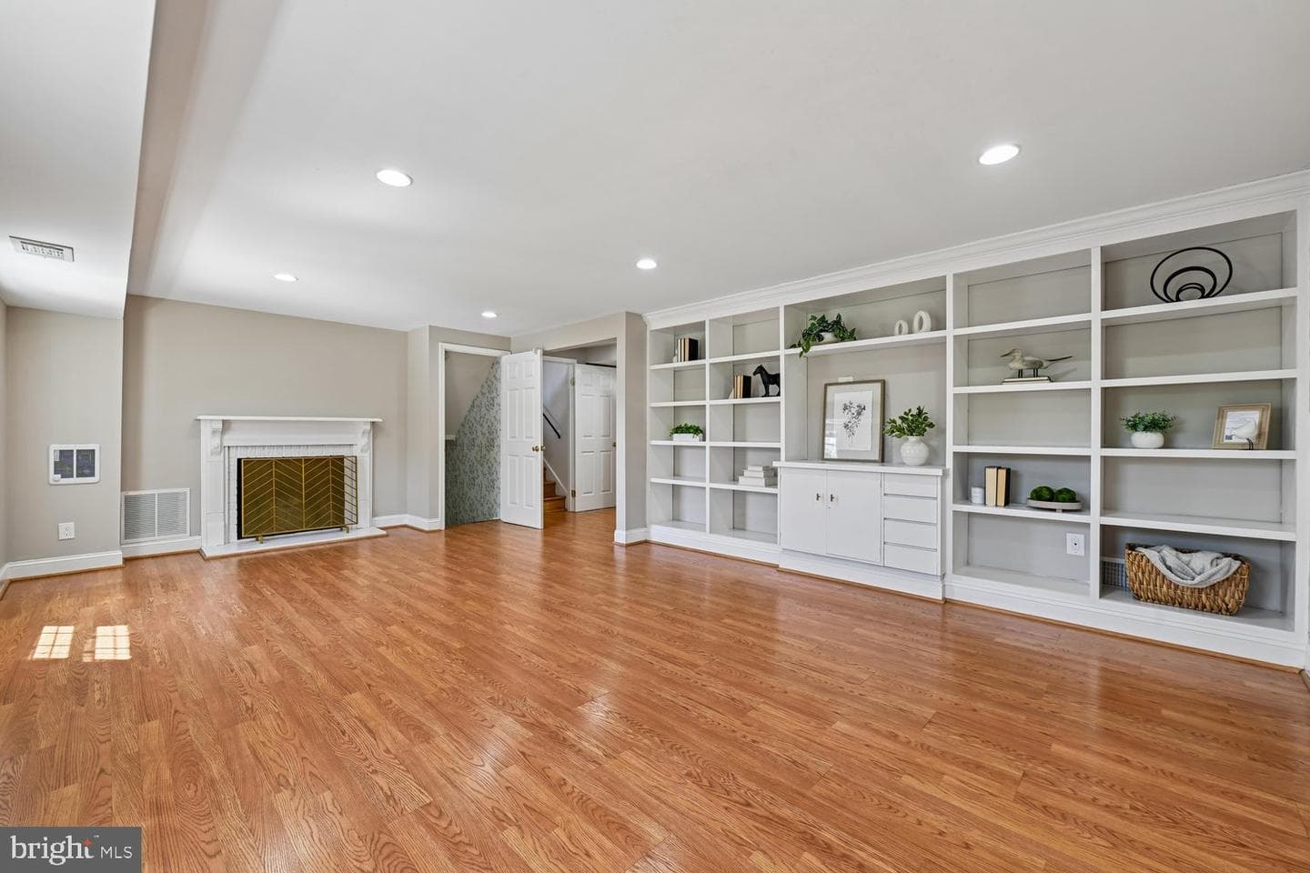10706 Stoneyhill Drive photo 21