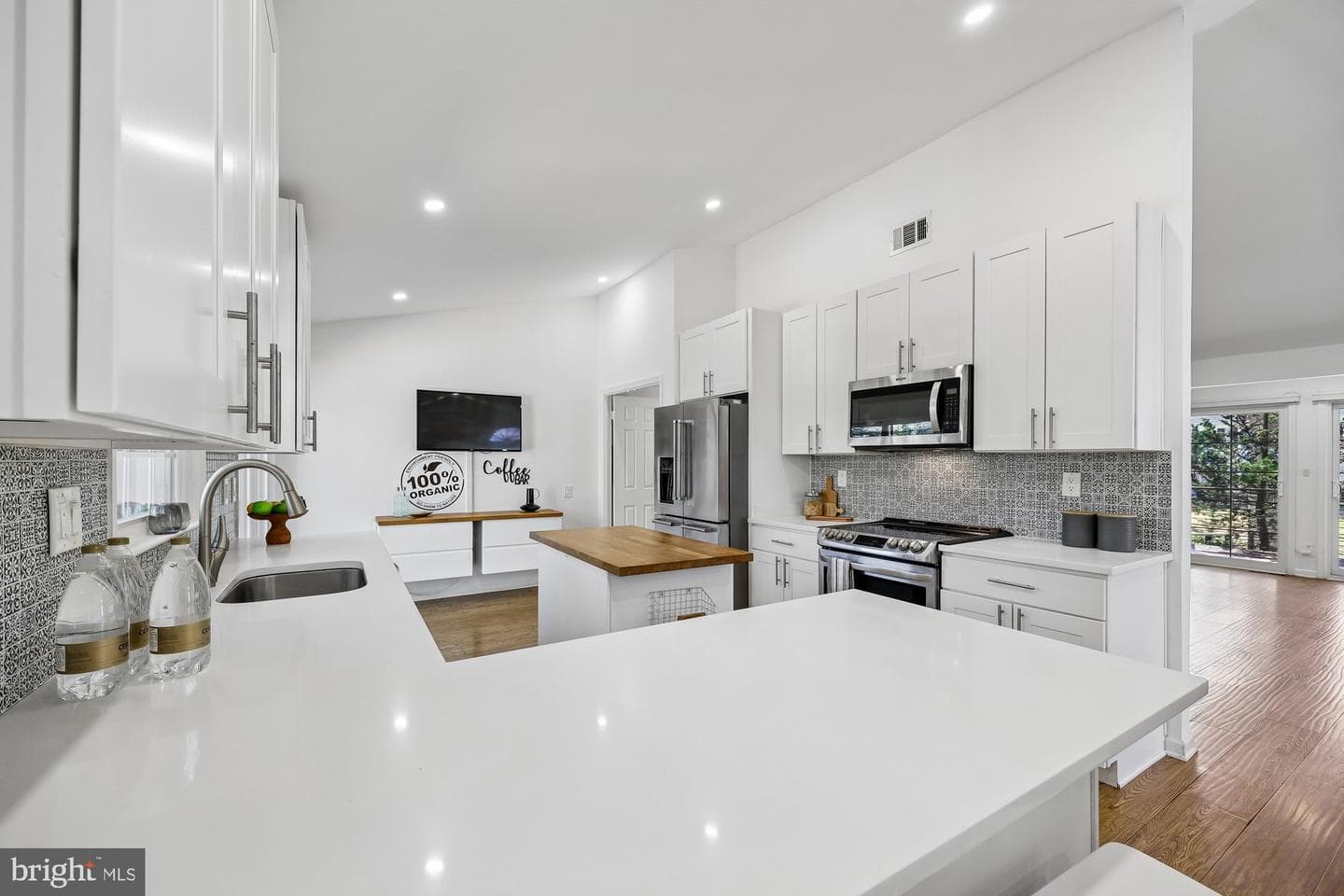 929 Farm Haven Drive photo 13