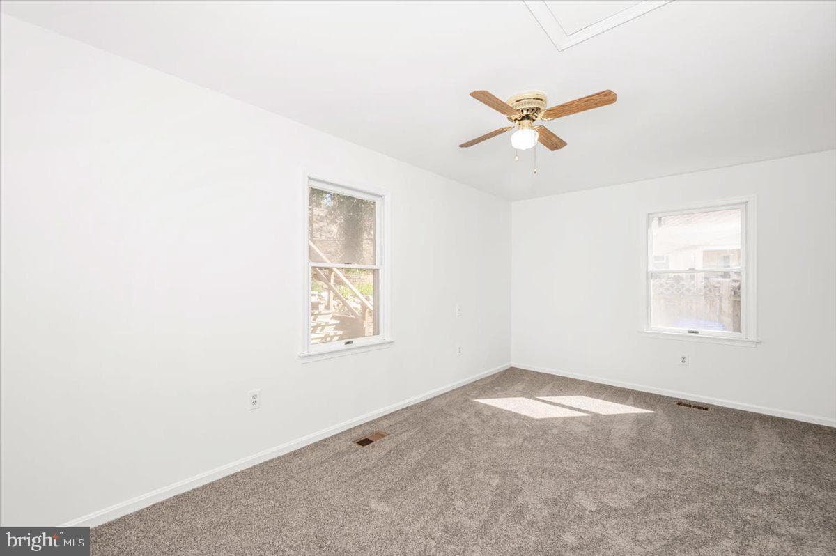 11852 Huggins Drive photo 18