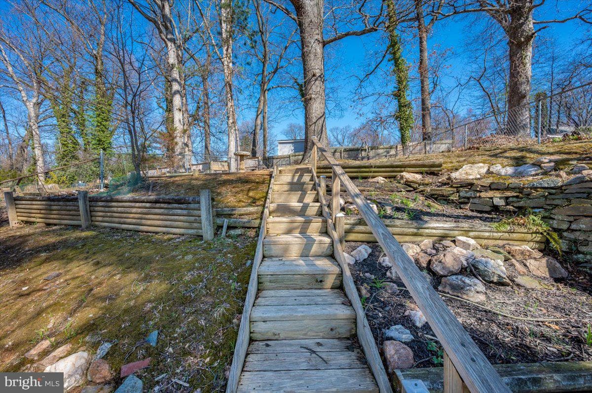 11852 Huggins Drive photo 49