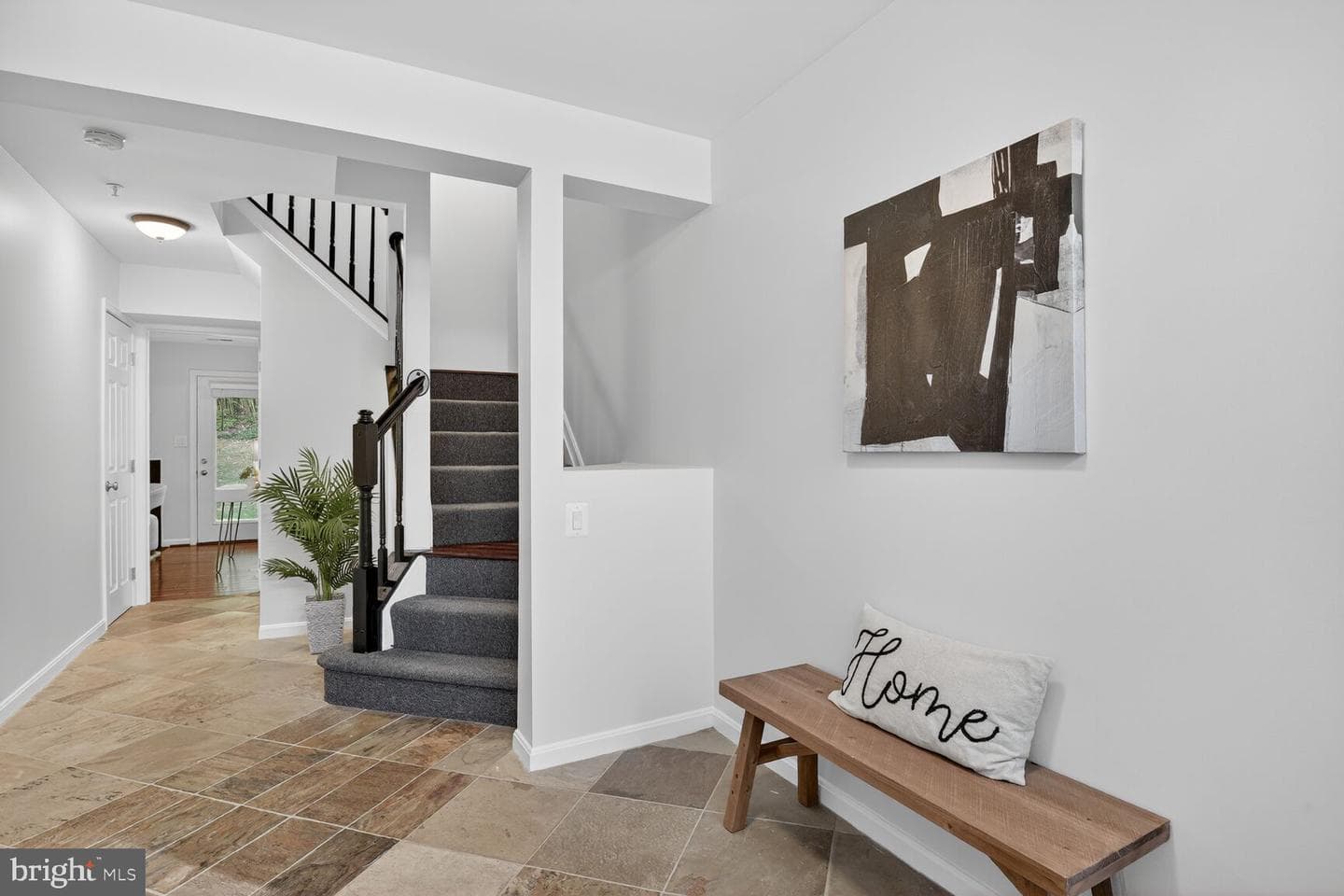 5429 Whitley Park Terrace photo 2