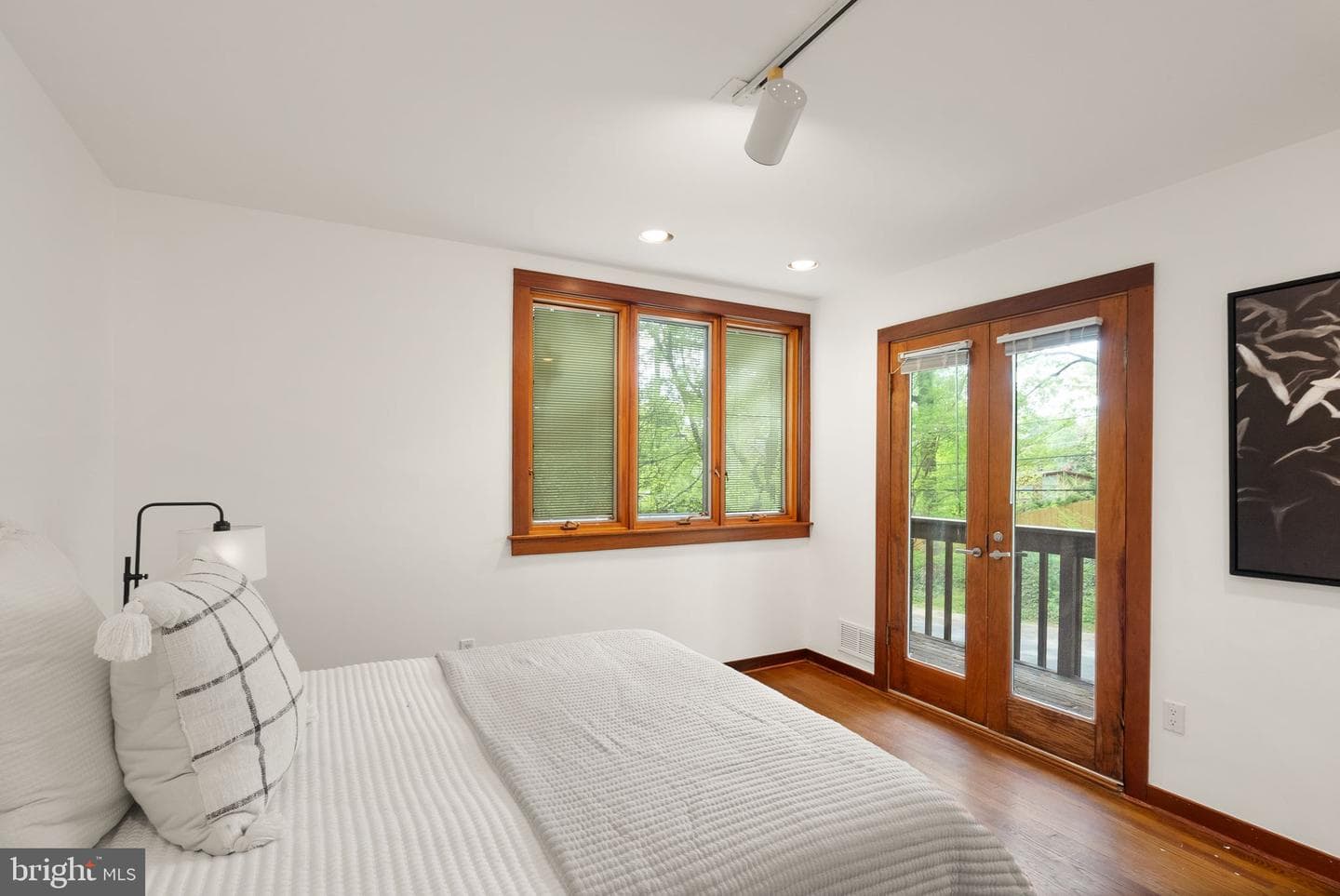 5927 Onondaga Road photo 25