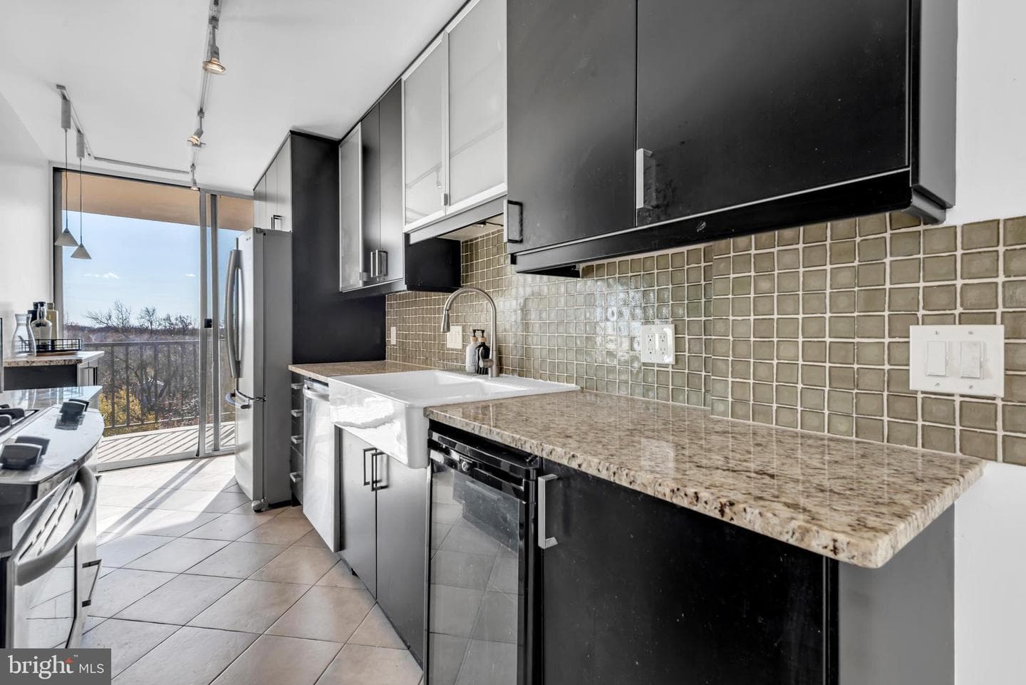 3333 University Boulevard W #1008