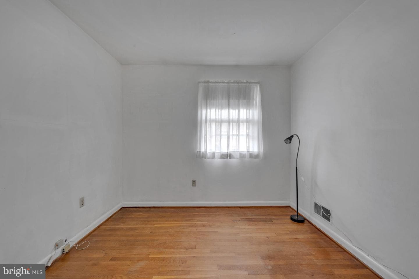 11319 Woodson Avenue photo 12