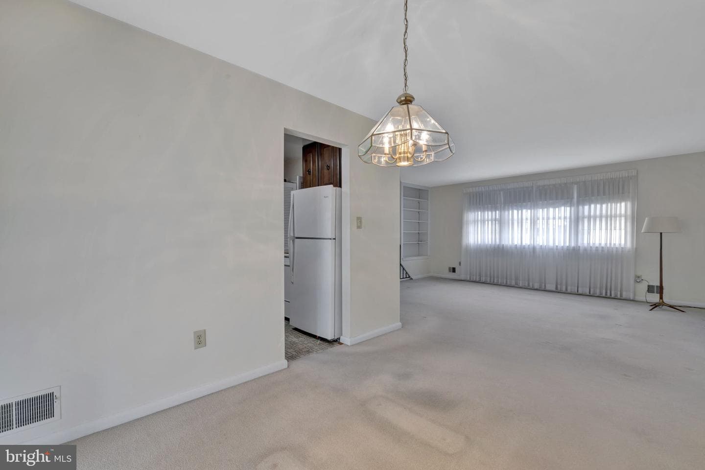 11319 Woodson Avenue photo 6